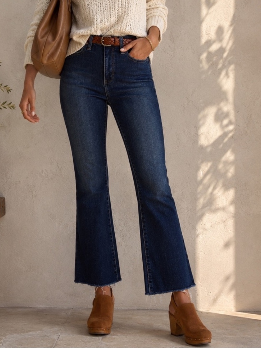 GAP Kick Fit High Rise Crop Flare Jeans Dark Wash Raw Hem Size 28